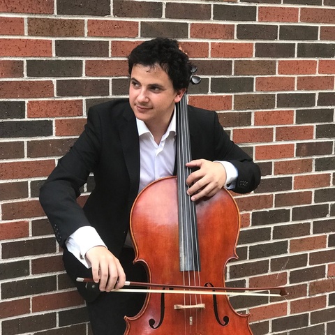 Adrian Gomez, cello